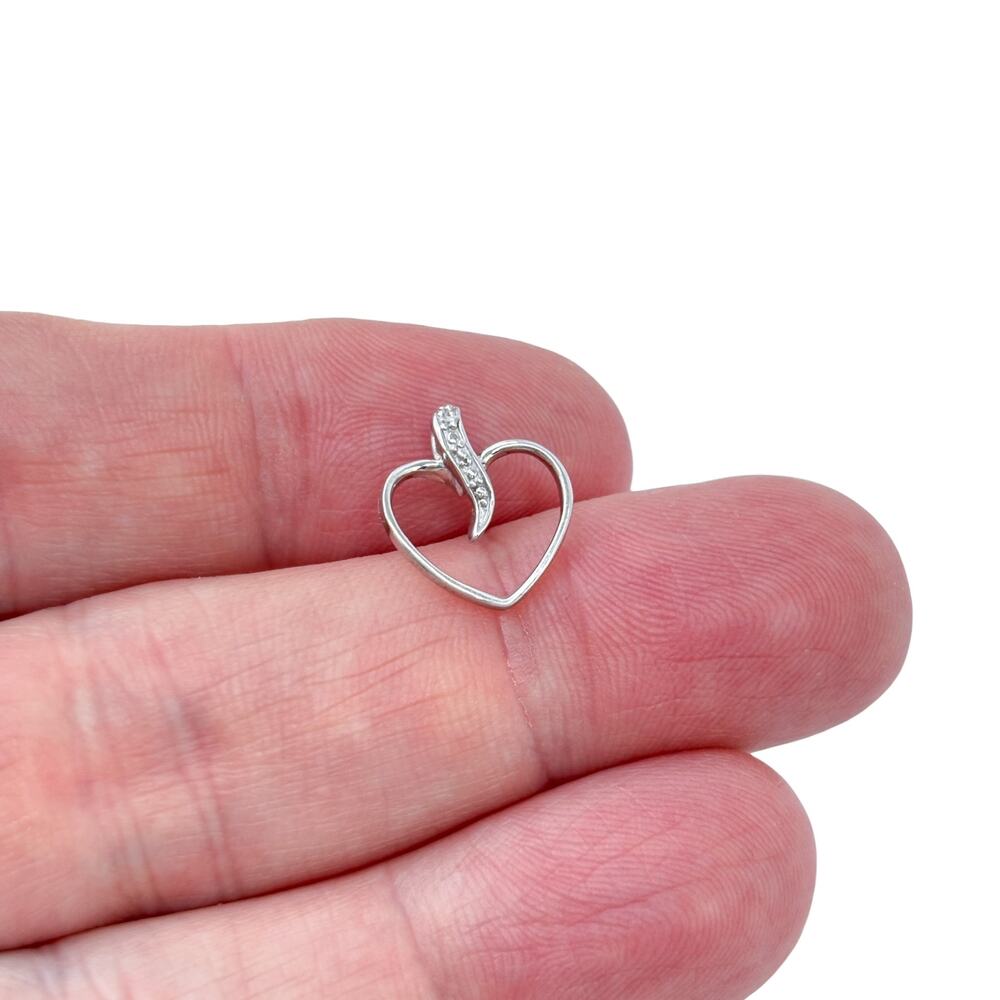 Vintage Sterling Silver 925 Diamond 0.01ct Heart Pendant